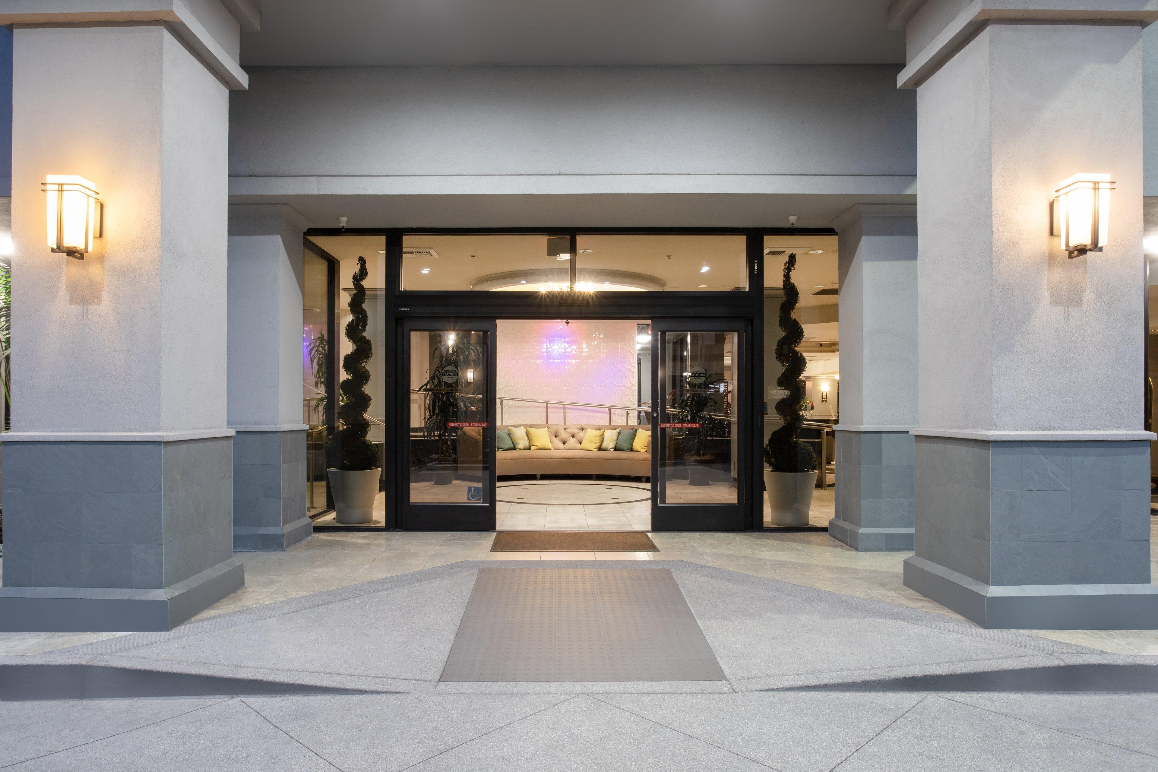 Crowne Plaza Costa Mesa Orange County By Ihg Hotel Bagian luar foto