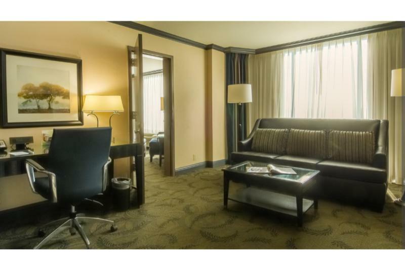 Crowne Plaza Costa Mesa Orange County By Ihg Hotel Bagian luar foto