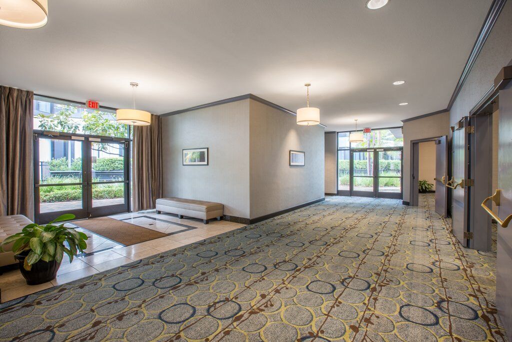 Crowne Plaza Costa Mesa Orange County By Ihg Hotel Bagian luar foto